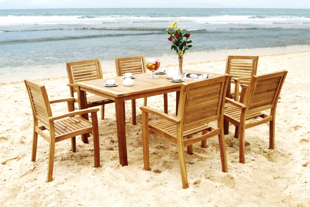 Collection Wooden Praha Dining Set