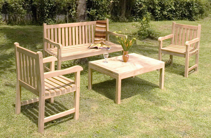 Britannia Outdoor Living Set