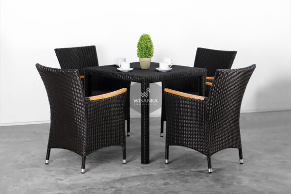Synthetic Rattan Furniture Nova Dining Set