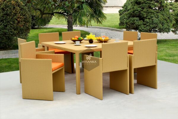 Synthetic Rattan Furniture Tarakan Dining Set
