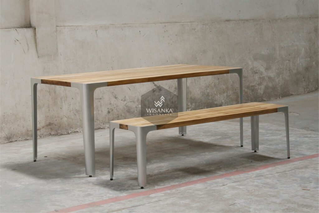 Collection Alloy Casting Nusa Dining Set