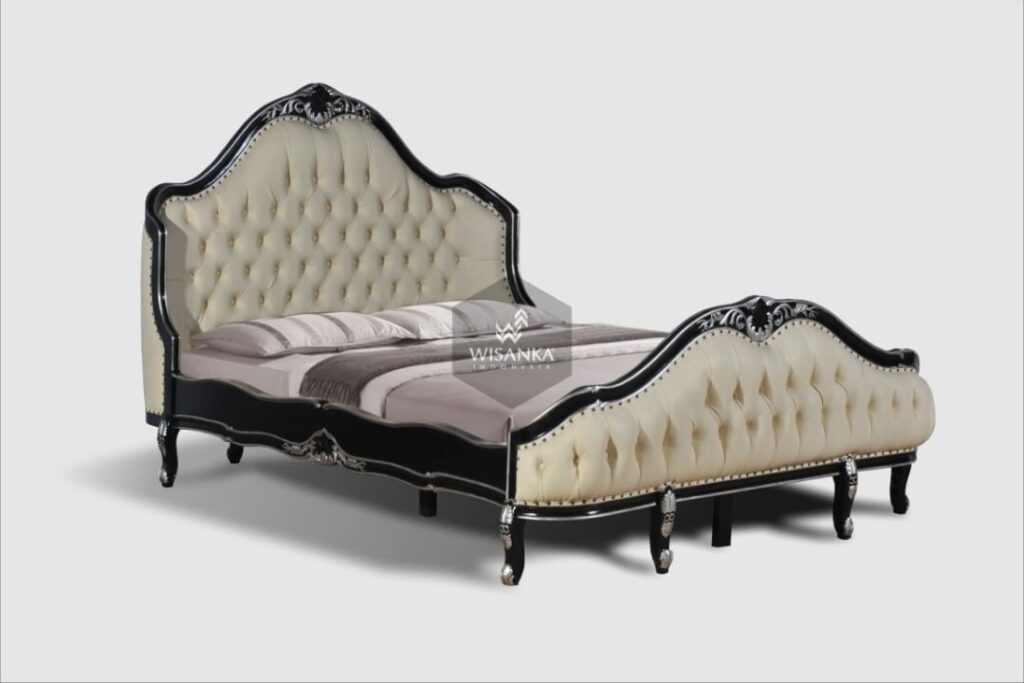 Twilight Classic Luxurious Bed From Wisanka
