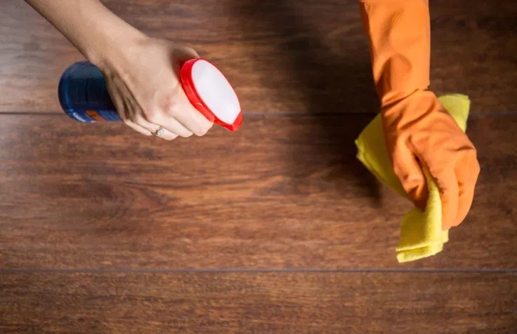 How to Clean Teak Furniture Using Home Ingredients